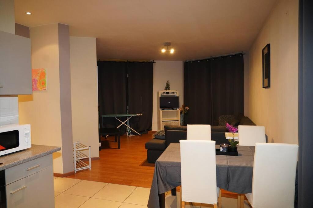 Family Friendly 1 Bed Appartment Брюссель Екстер'єр фото