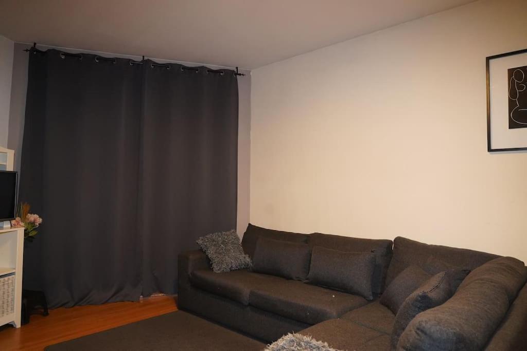 Family Friendly 1 Bed Appartment Брюссель Екстер'єр фото